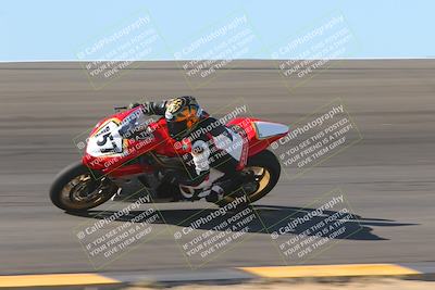 media/Nov-06-2023-Moto Forza (Mon) [[ce023d0744]]/2-Advanced Group/Session 2 (Bowl Speed Pans)/